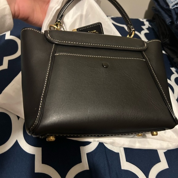 Coach Courier Carryall Glovetanned Leather Top Handle Bag
See pics! Beauty - Picture 8 of 14